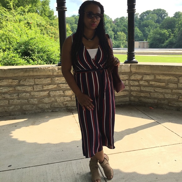 Meet your posher!!😍 - Picture 2 of 6